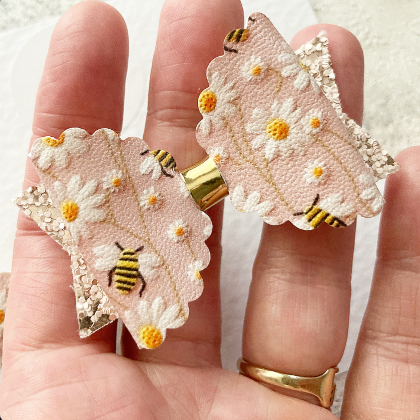 Blush Daisy & Bee Mini Pigtail Clips